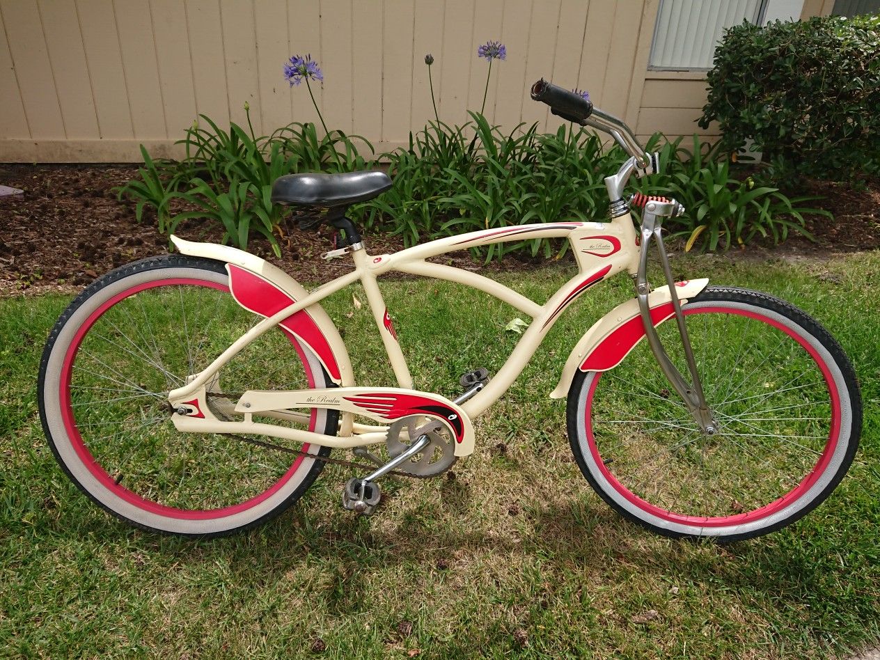 the realm beach cruiser