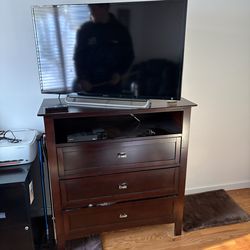 Tv table /dresser