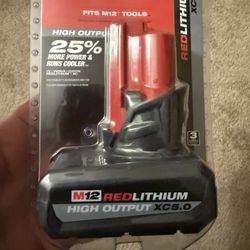 Milwakuee Battery M12 5ah
