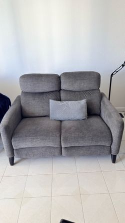Gray Dual Power Reclining Loveseat