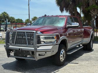 Dodge Ram 3500 mega cab