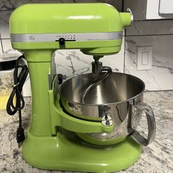 Kitcken-aid mixer