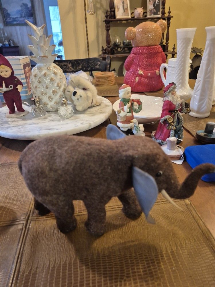 Kunstlerschultz Wagner Flocked Elephant