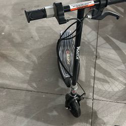 RAZOR ELECTRIC SCOOTER 