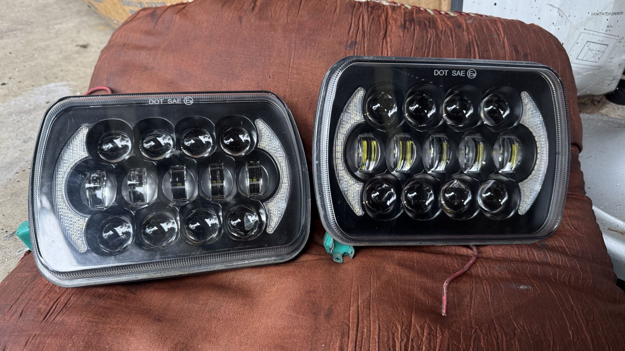 Jeep Cherokee XJ Head Light 