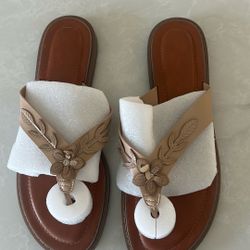 Women’s Sandals 