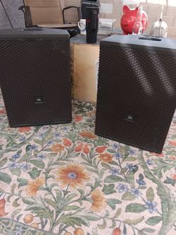 2JBL Monitor speakers VTX series 1 F12