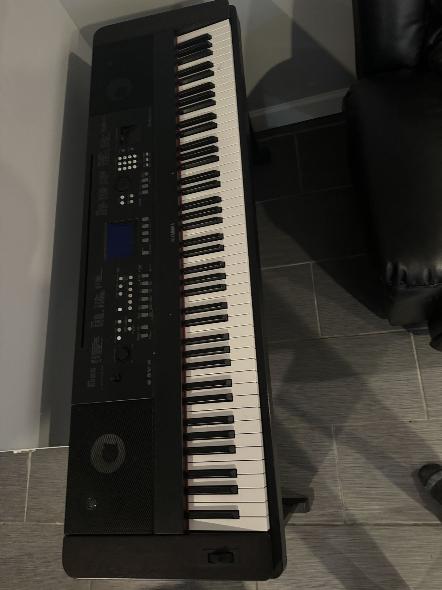 Yamaha Portable Grand DGX-650 With Foot Peddle