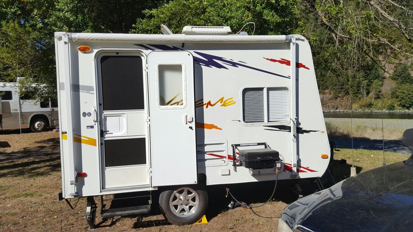 2007 15'-1/2"xtreme travel trailer
