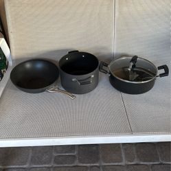 Pots 