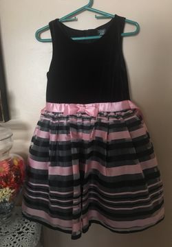 Girl’s Dress / Vestido