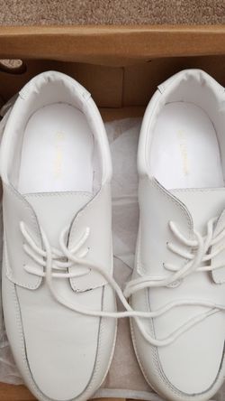 Boys size 6 shoes