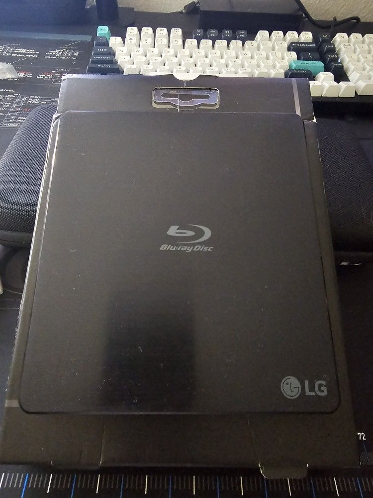 LG BP50NB40 Portable DVD Drive (Flashed For Blu-ray/UHD Ripping)