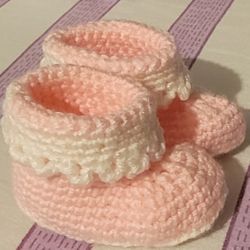 crochet baby girl boots  0 / 6 Months 