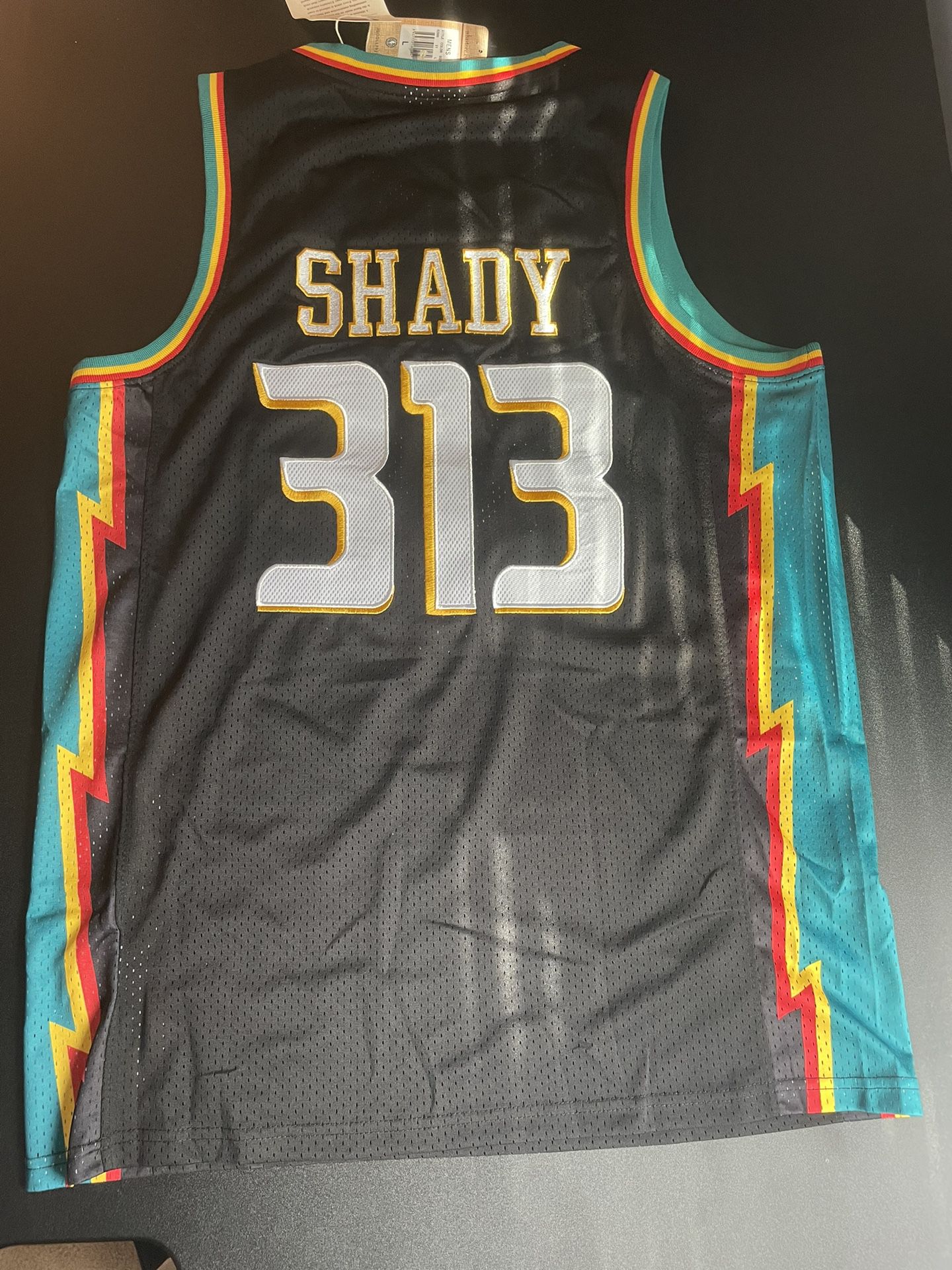 Detroit Pistons Slim Shady Jersey for Sale in Houston, TX - OfferUp