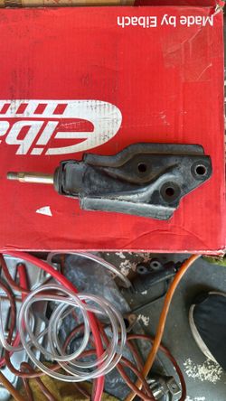 Integra lower mount