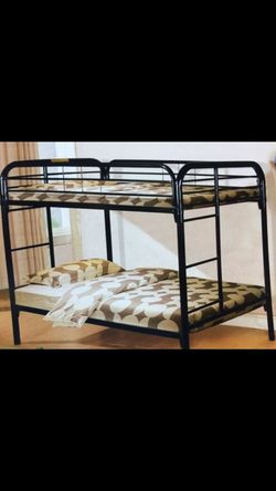Twin /twin bunk bed with (2) mattress