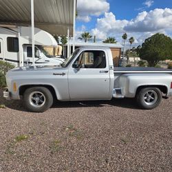 1973 Stepside Chevrolet pick up