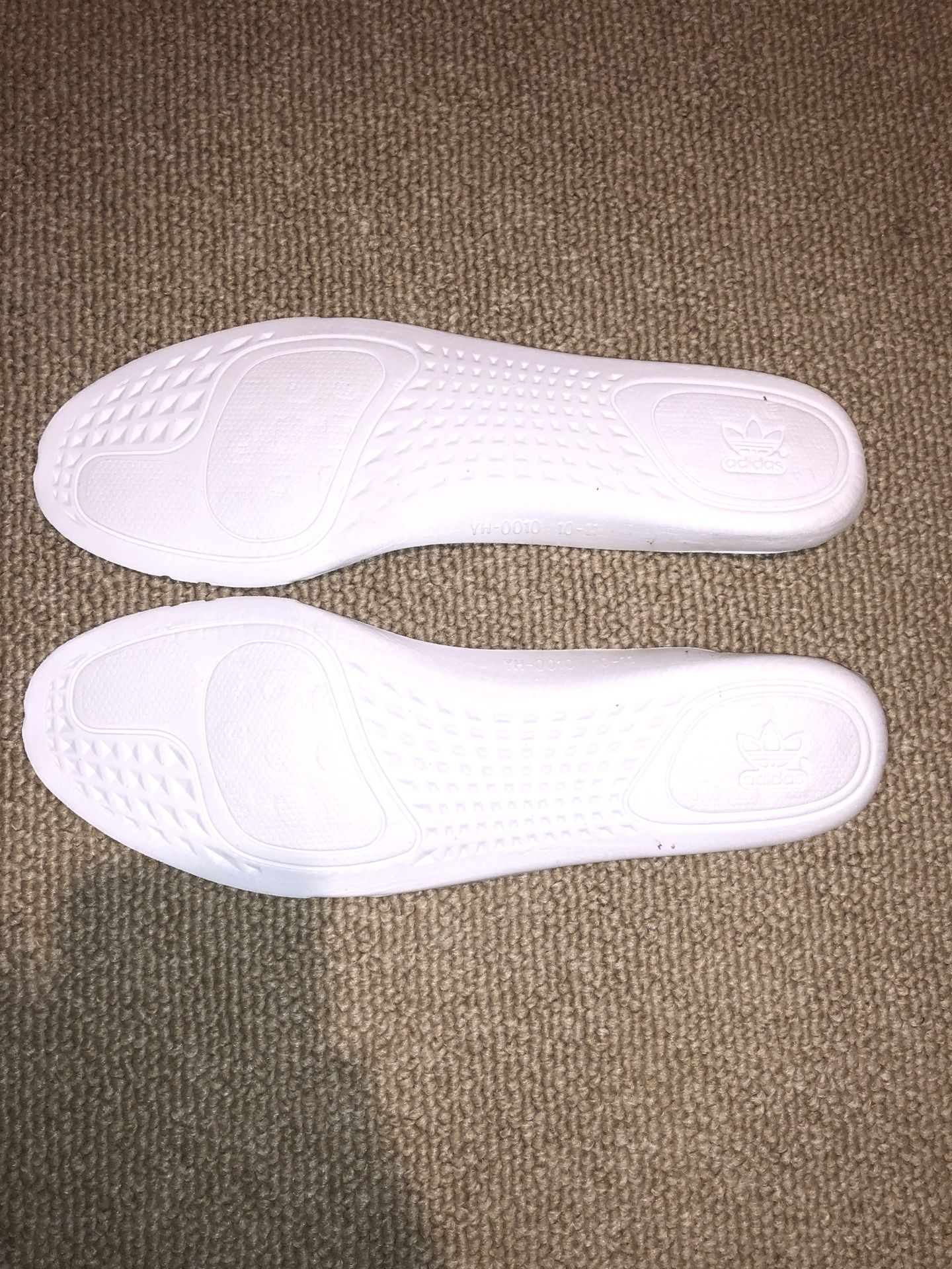 Yeezy cream shop white insole