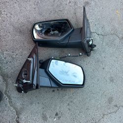 2014-2018 Chevy Silverado Both Mirrors 