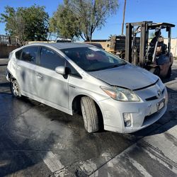 2010 - 2015 Toyota Prius For Parts 1.8L Engine Abs Hybrid Battery