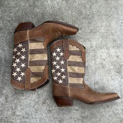 Cowgirl boots, Durango