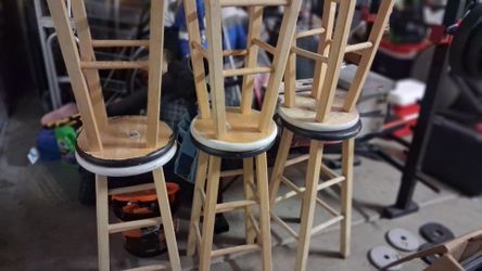 Bar stool