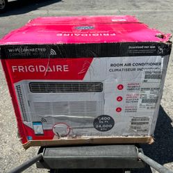 Frigidaire 24000 BTU Window Air Conditioner 230 Volt 
