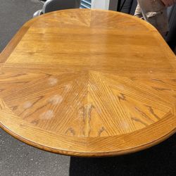 Dining Table W/ 4 Chairs. 