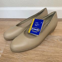 NWT Dr. Scholls Slip On Nude Comfort Leather Wedges