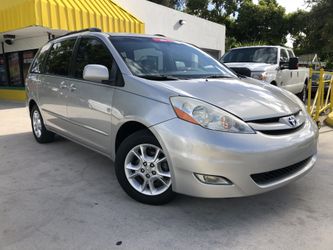 TOYOTA SIENNA 2006 LIMITED WE FINANCE/// SIN PAPELES SIN LICENCIA SIN DRAMA SIN PROBLEMA