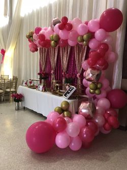 Organic Garland Balloon Set Up