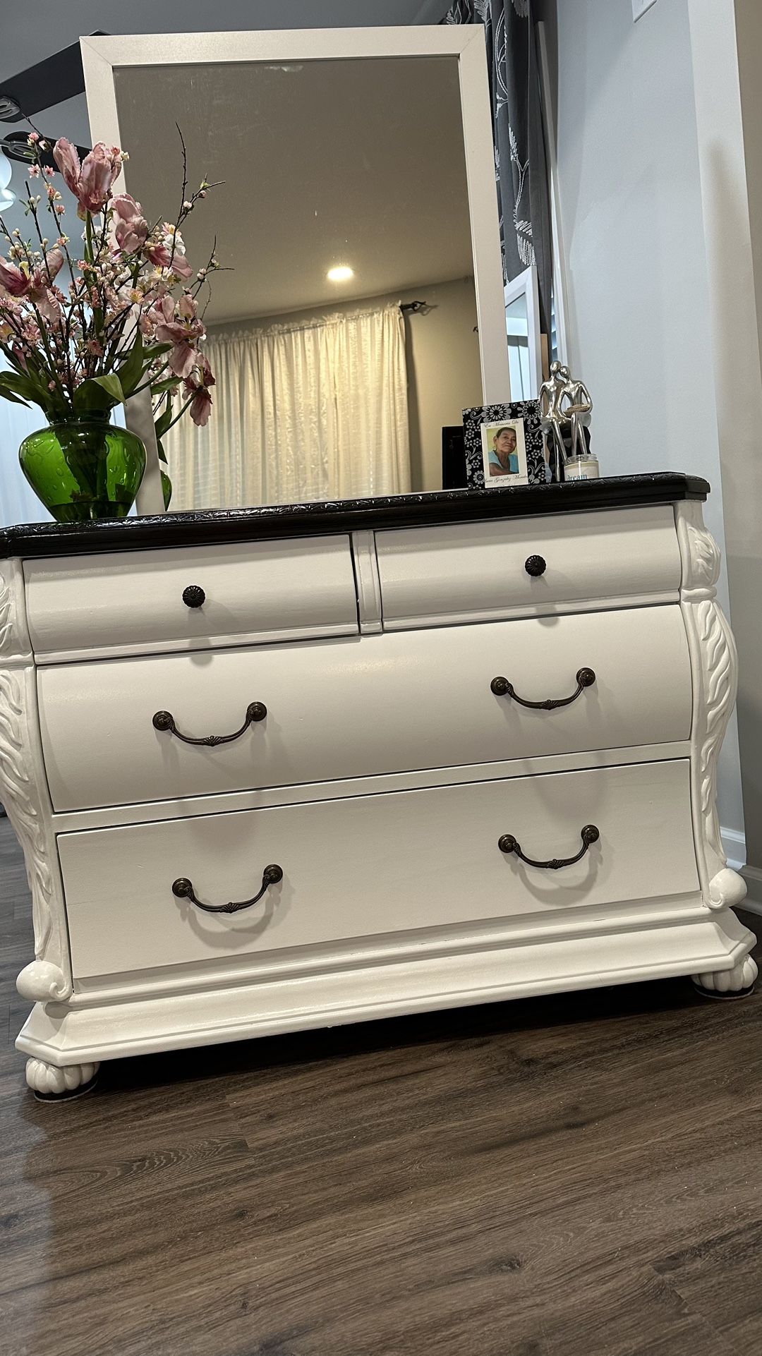 Dresser And Mirror Only