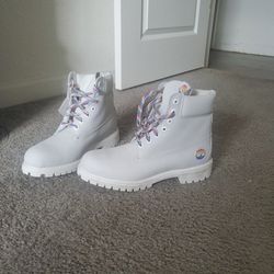 White Timberlands 9.5 Limited