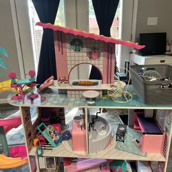 Lol Doll House