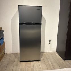 Thomson Refrigerator 