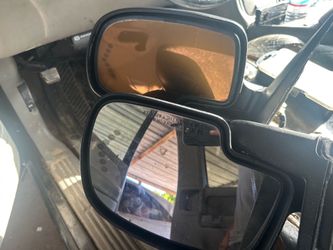 Chevy mirrios for sell with puddle lights