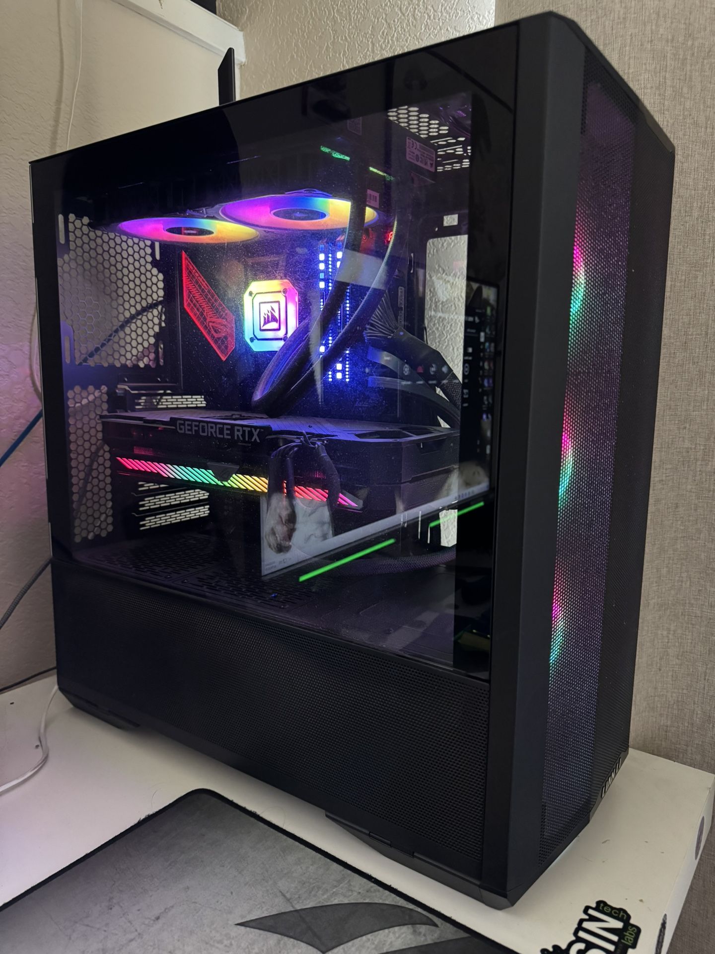 Gaming PC i7 12th Gen ROG Strix 3060ti OC + Predator Monitor