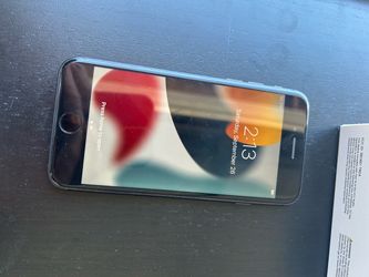 Apple iPhone 8 SE with Home Button