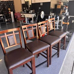 Set Of 4 Counter Stools 