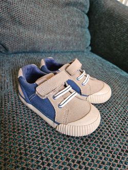 Toddler Sneakers Size 6
