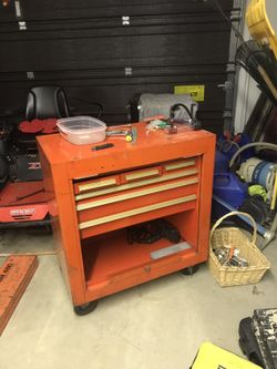 Nice snap on toolbox(tools can come with it)