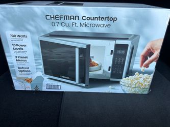 Chefman Countertop 0.7 Cu. Ft. Microwave