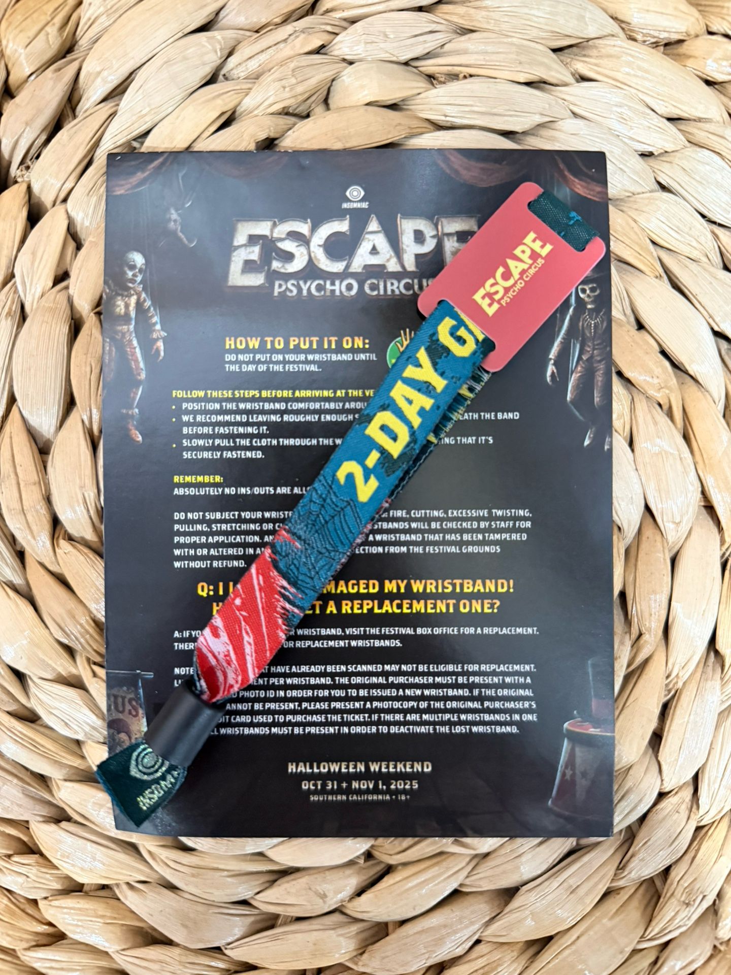 Escape Halloween (2)