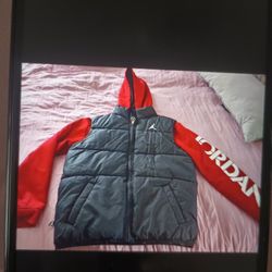 Jacket Jordan Size L Juniors 