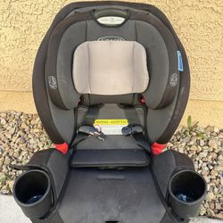 Graco Child Car Seat / High-Back Booster – Clean & Solid