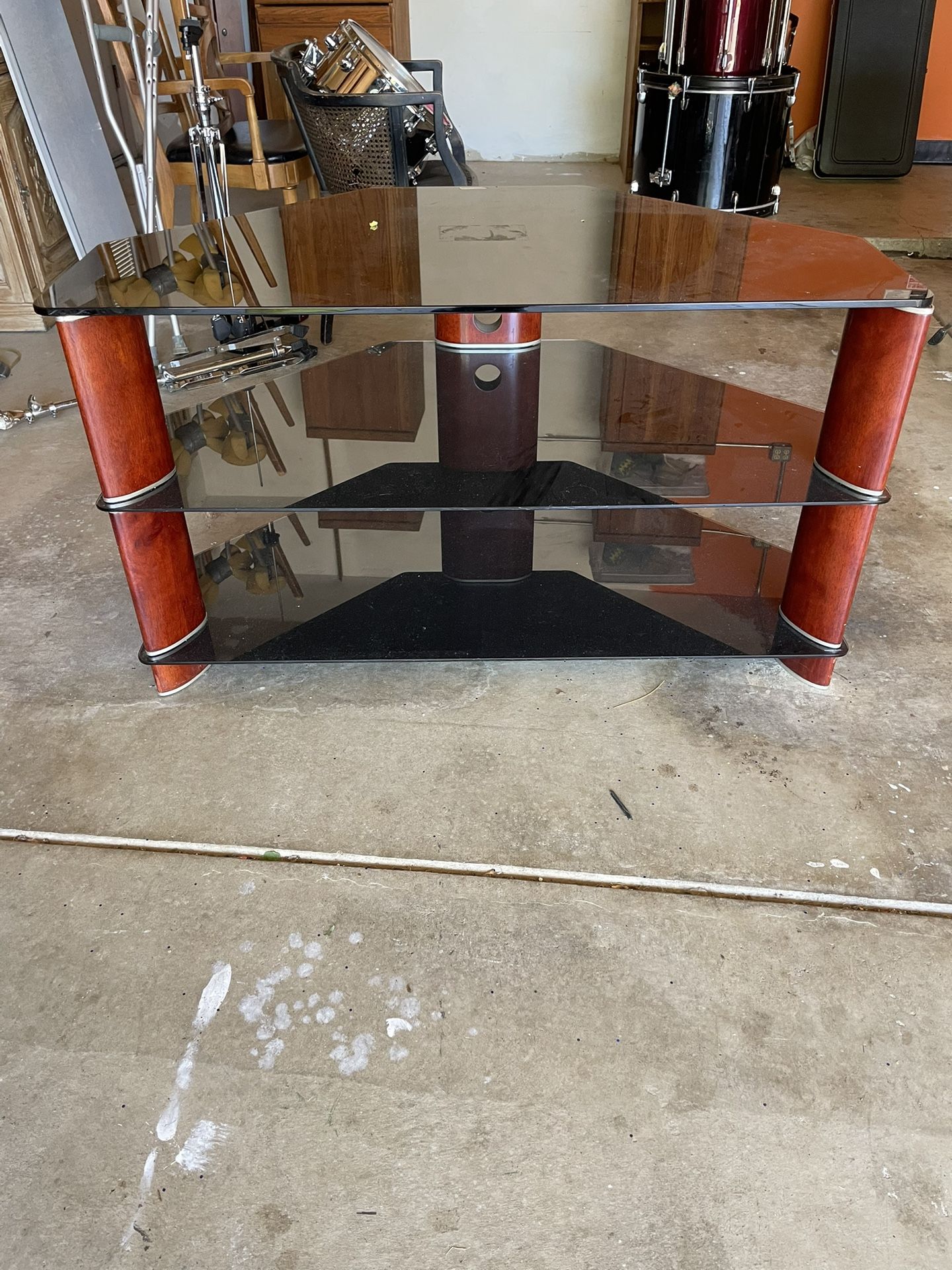 FREE Tempered Glass Tv Stand