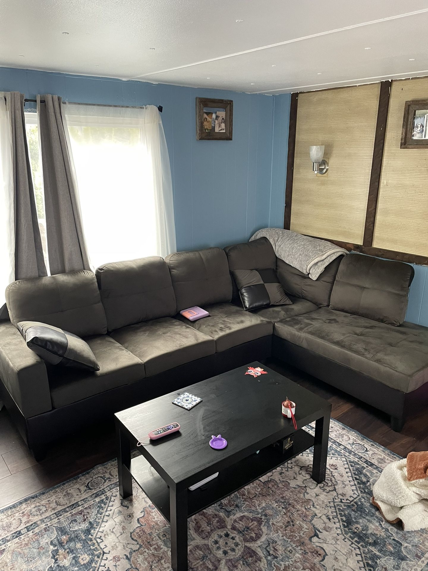 Sectional Sofa