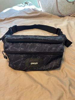 Oakley Waist Pack Sling Bag