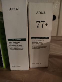 Anua Heartleaf Pore Control Cleansing Oil Mild and the Anua Heartleaf 77 Soothing Toner.